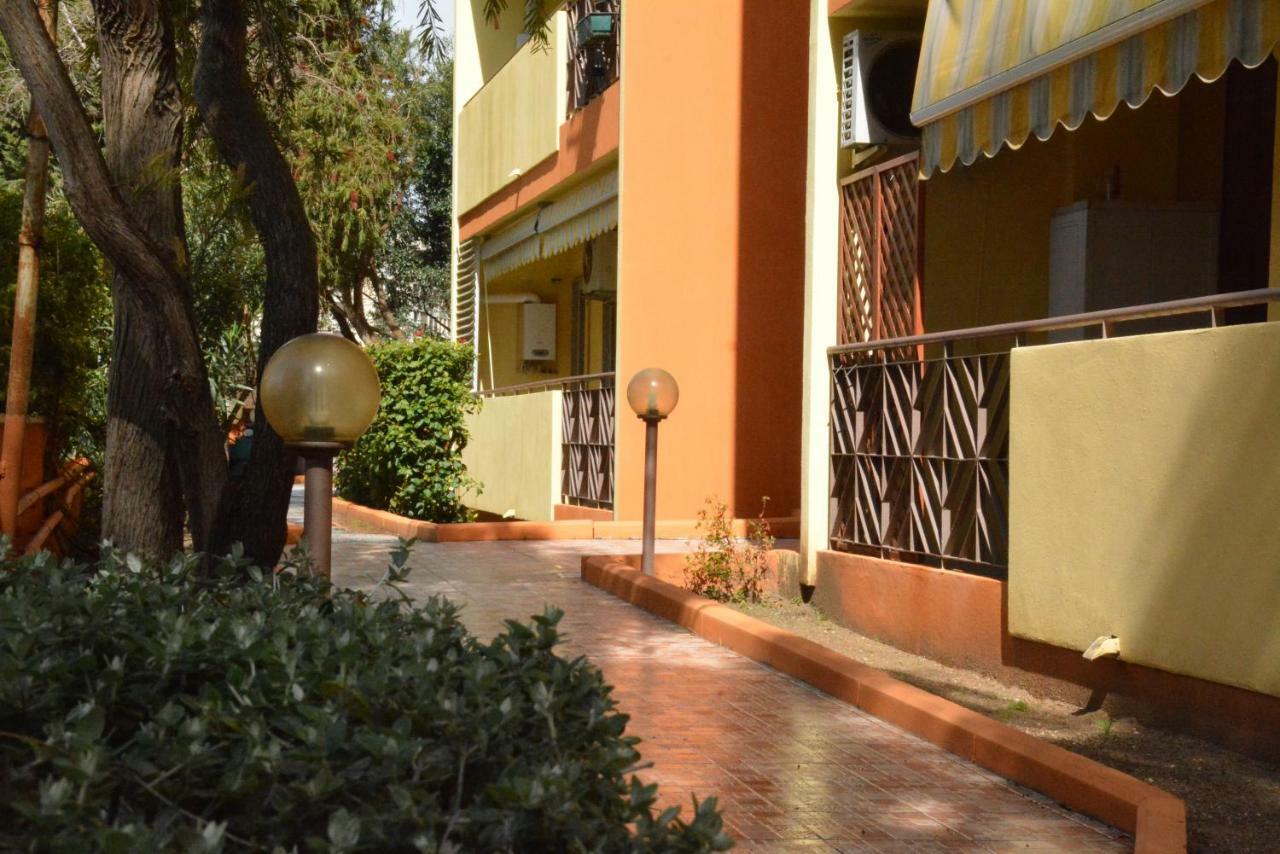 Giardini E Mare Bed and Breakfast Quartu SantʼElena Εξωτερικό φωτογραφία